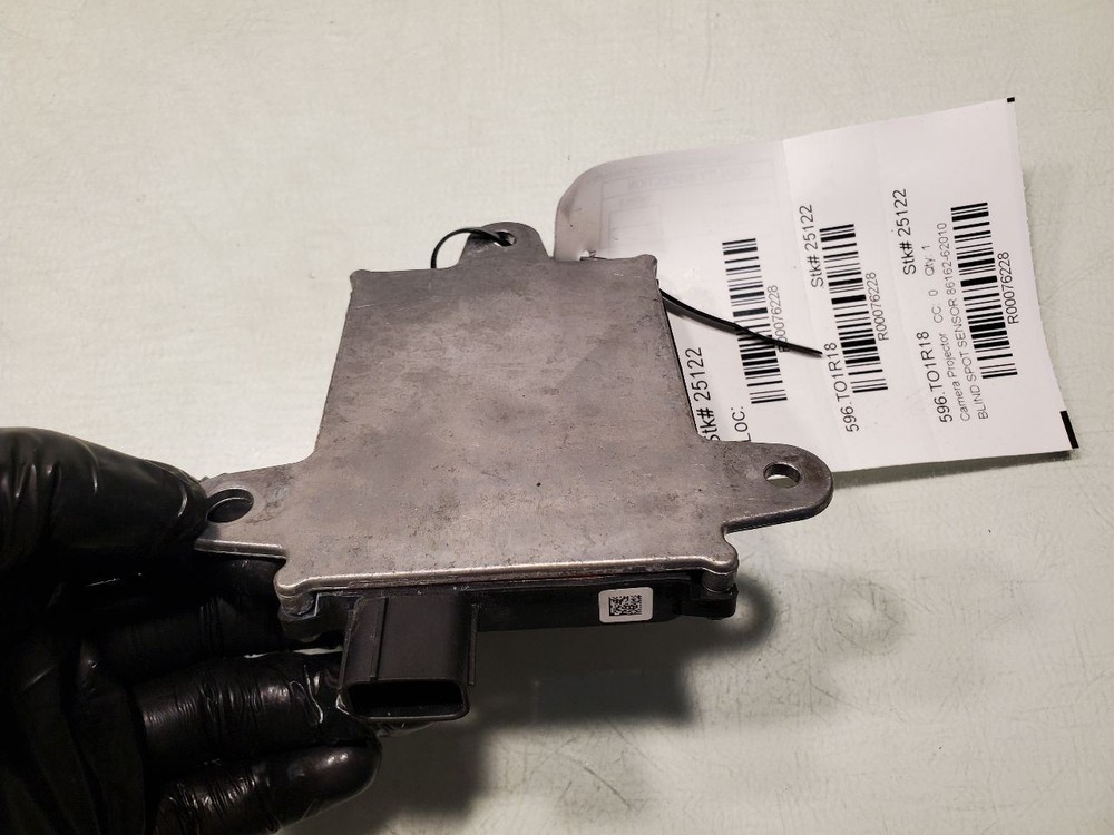 MIRAI 2018 BLIND SPOT SENSOR 86162-62010