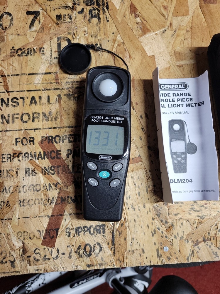 GENERAL TOOLS Wide Range Single Piece Digital Light Meter DLM-204