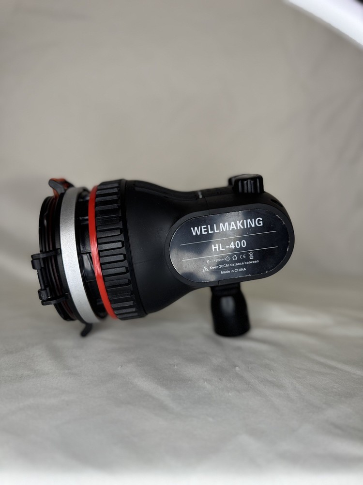 WellMaking 40w AC/DC 5600K Daylight Balanced LCD Screen Portable Light