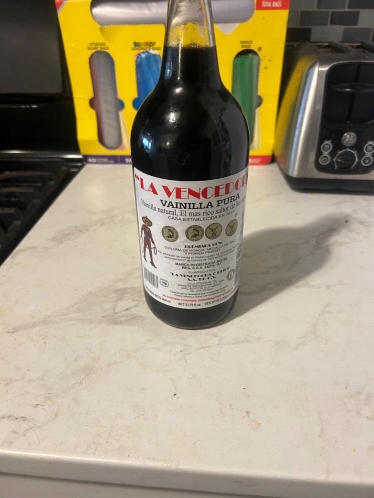Mexican vanilla extract ~32 oz Glass Bottle
