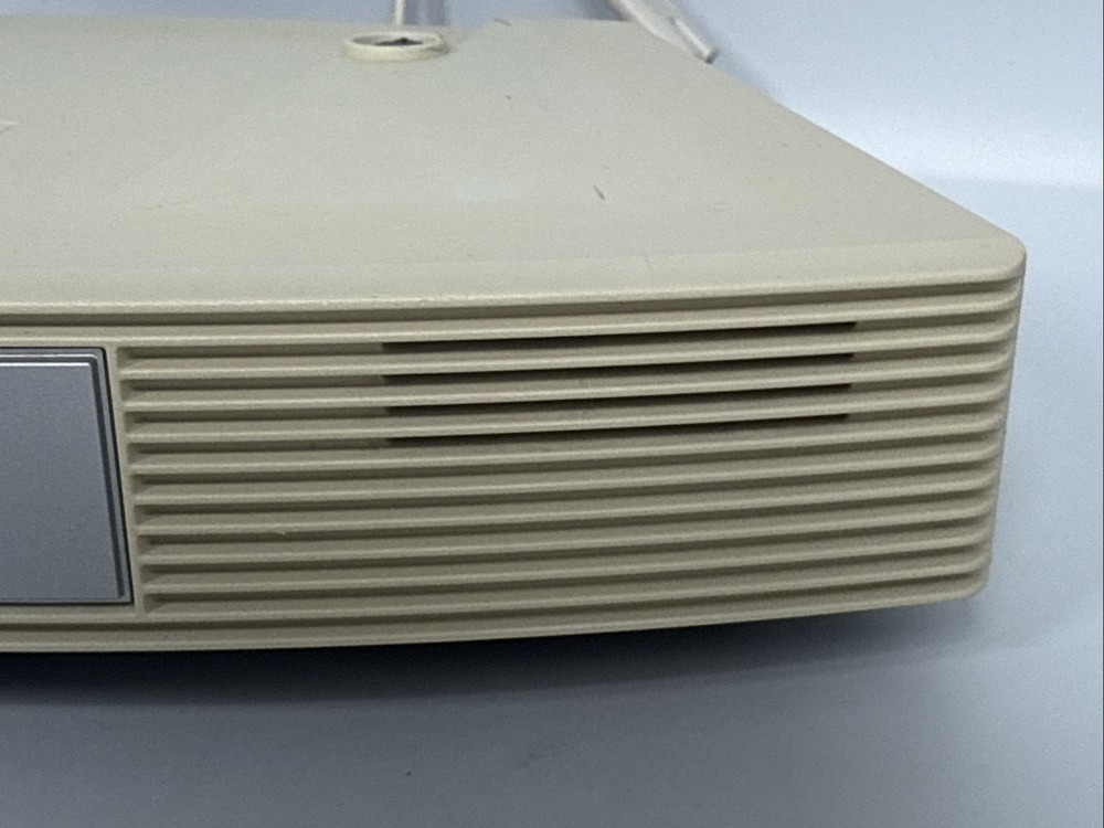 Bose Wave Music System White 3-Disc Multi-CD Changer / WORKING