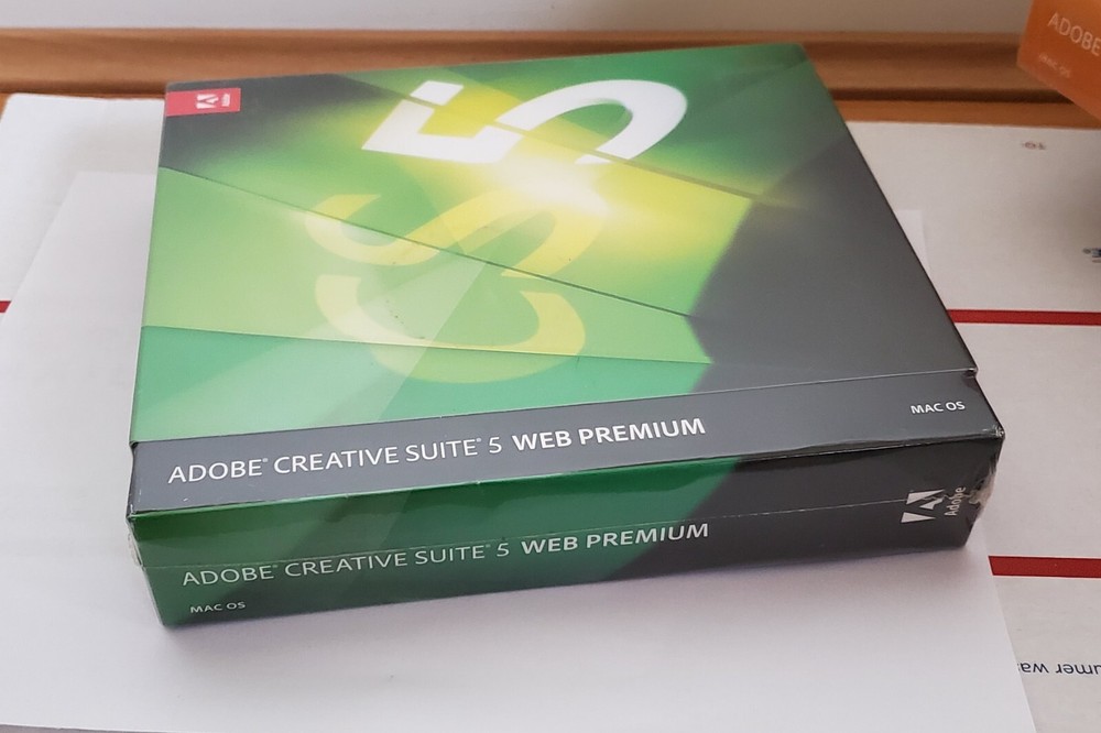 New Adobe Creative Suite 5 Web Premium CS5 Mac OS Full Retail