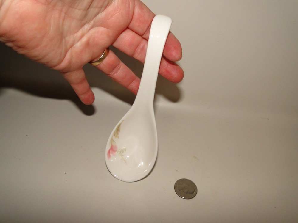 CK Chuan Kue New Bone China Rice Spoon