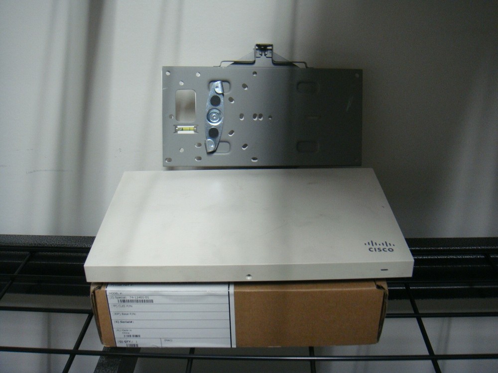 Cisco MR32-HW Meraki MR32 Access Point with Mounting Kit and Bracket Unclaimed