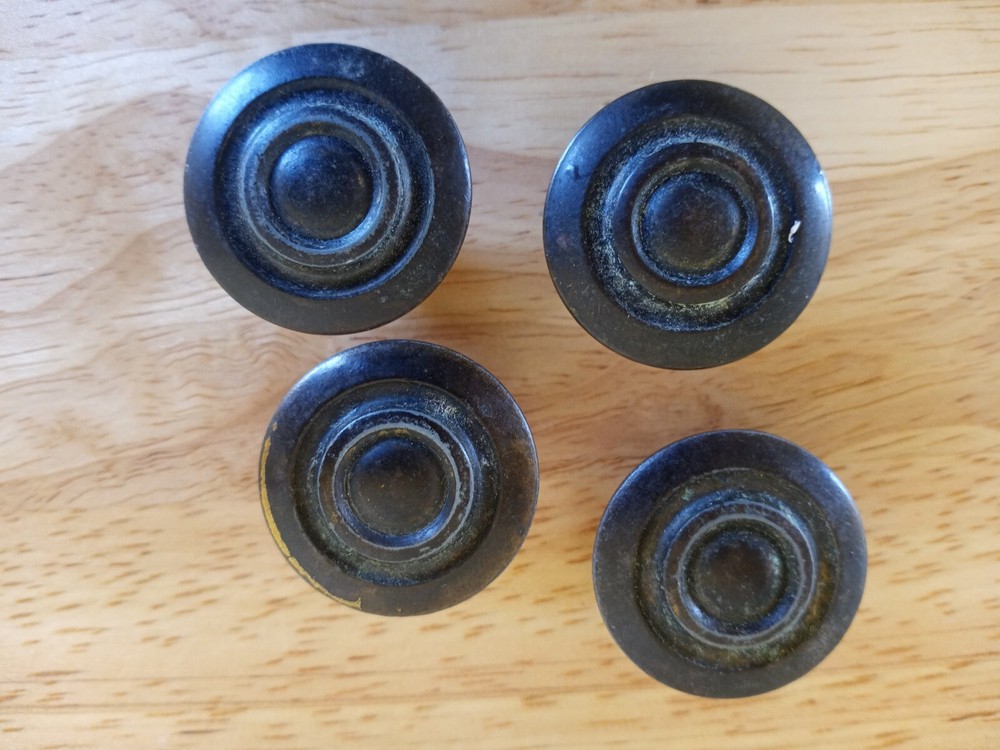 4 cabinet drawer closet handles and knobs   lot  brass