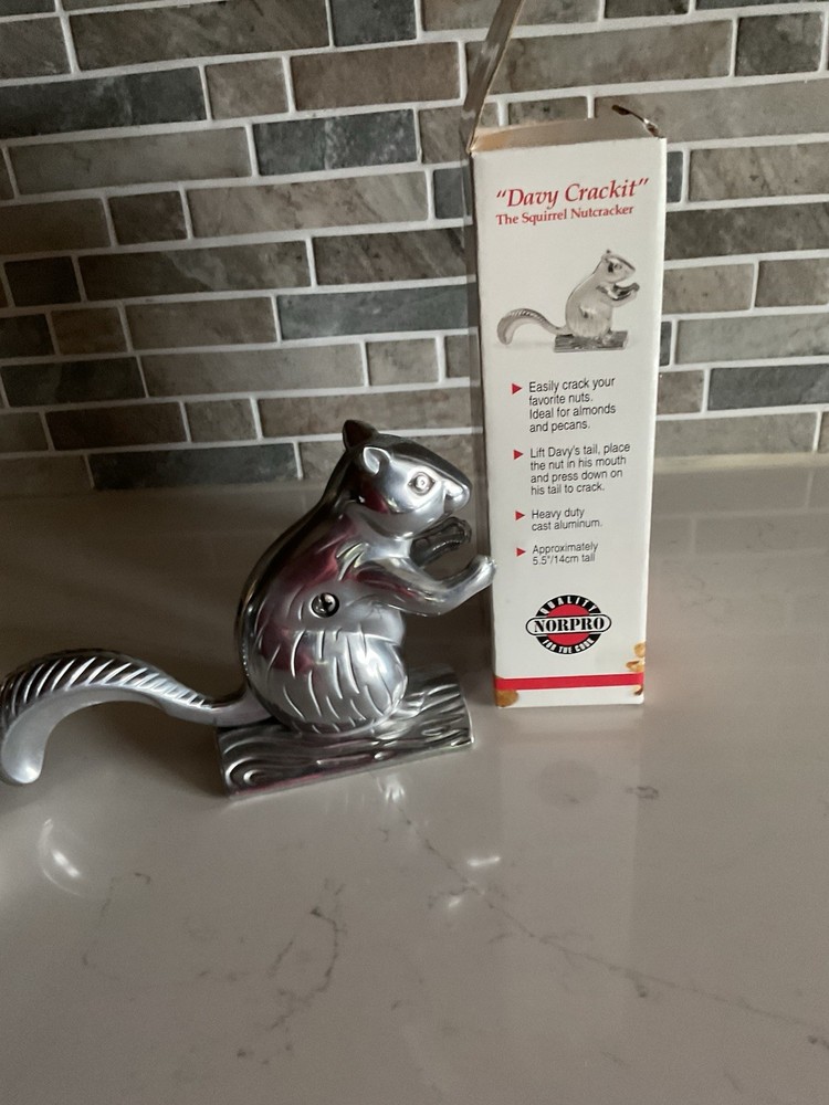 Davy The Squirrel Crackit" nutcracker.