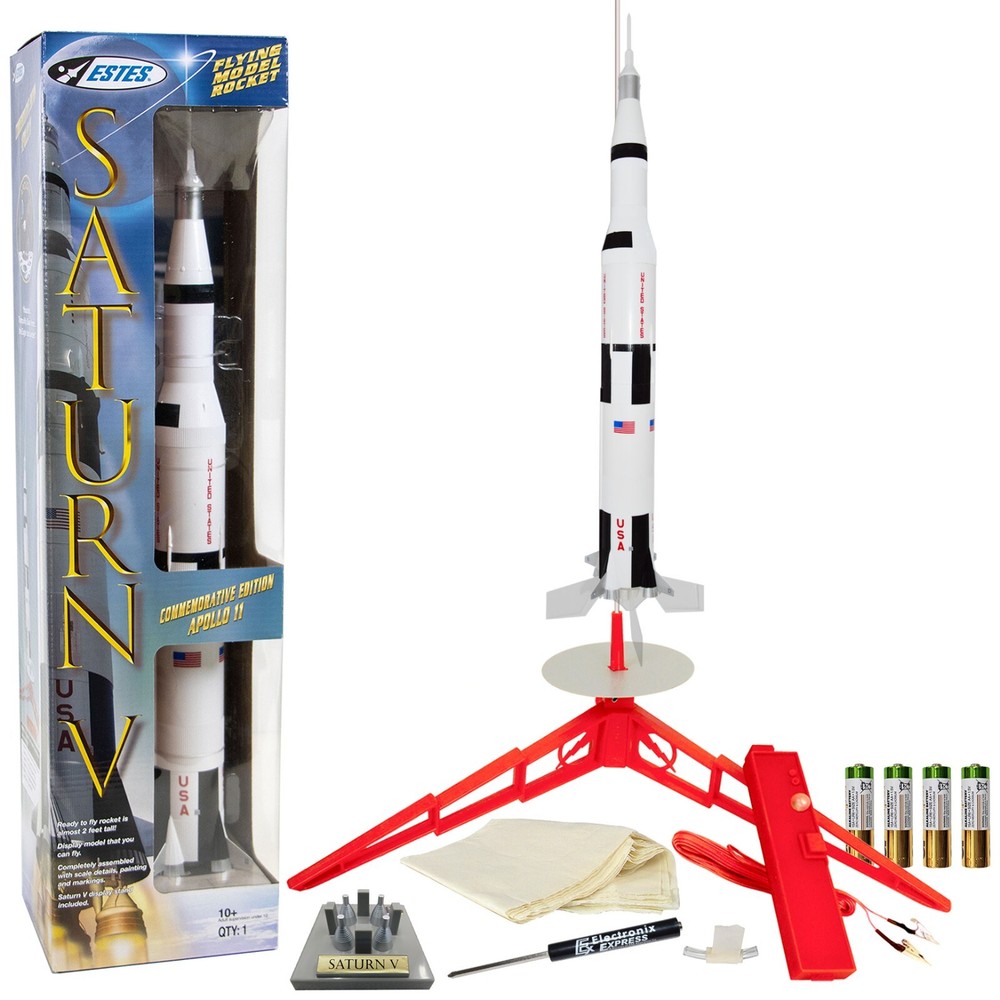 Estes Saturn V Model Rocket Starter Set - Includes Rocket, Launch Pad+Controller