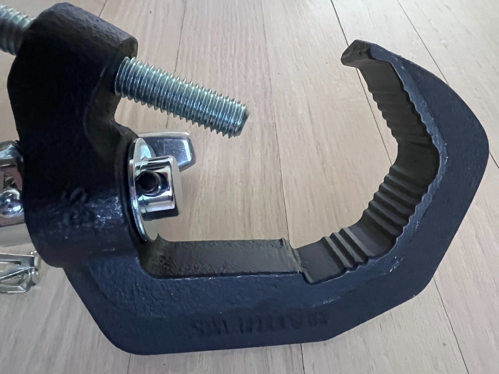 Matthews Baby Pipe Clamp