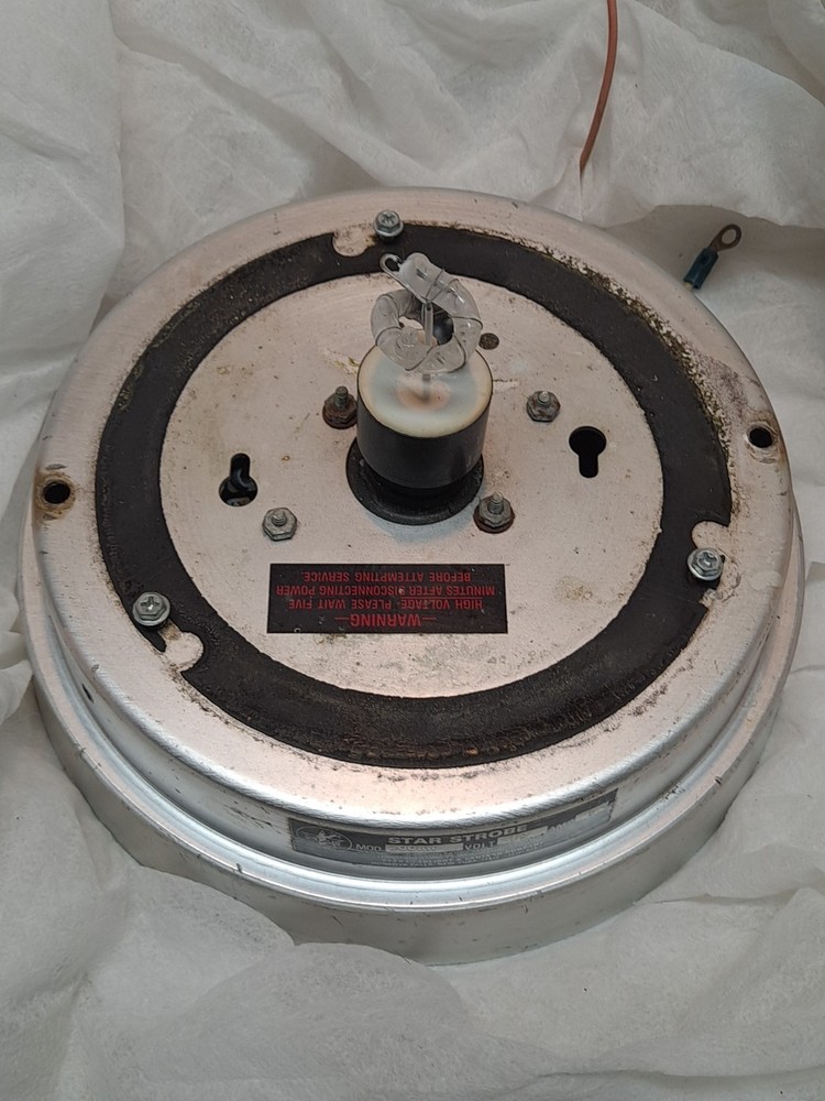 Star Strobe Light Beacon Model 200AH, 12 VOLT, NR