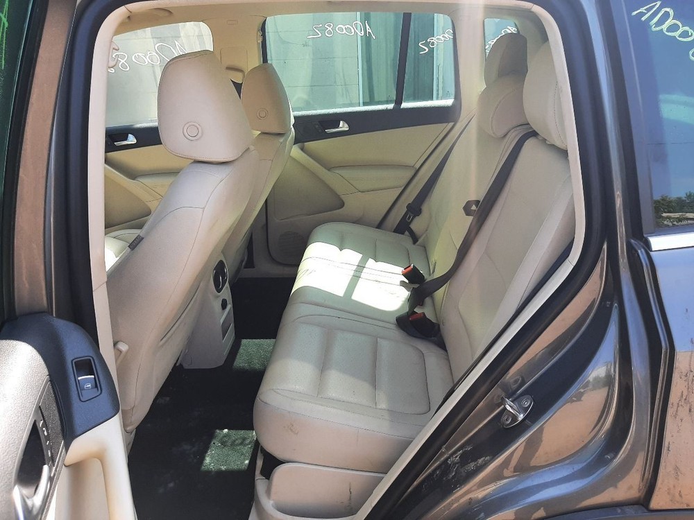 TIGUAN 2013 Headrest 1014244