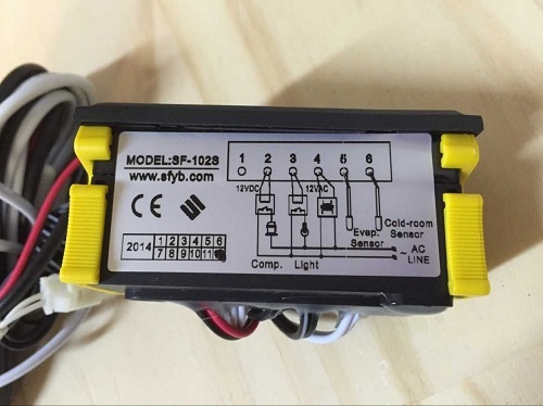 SHANGFANG SF-102S Digital Temperature Controller