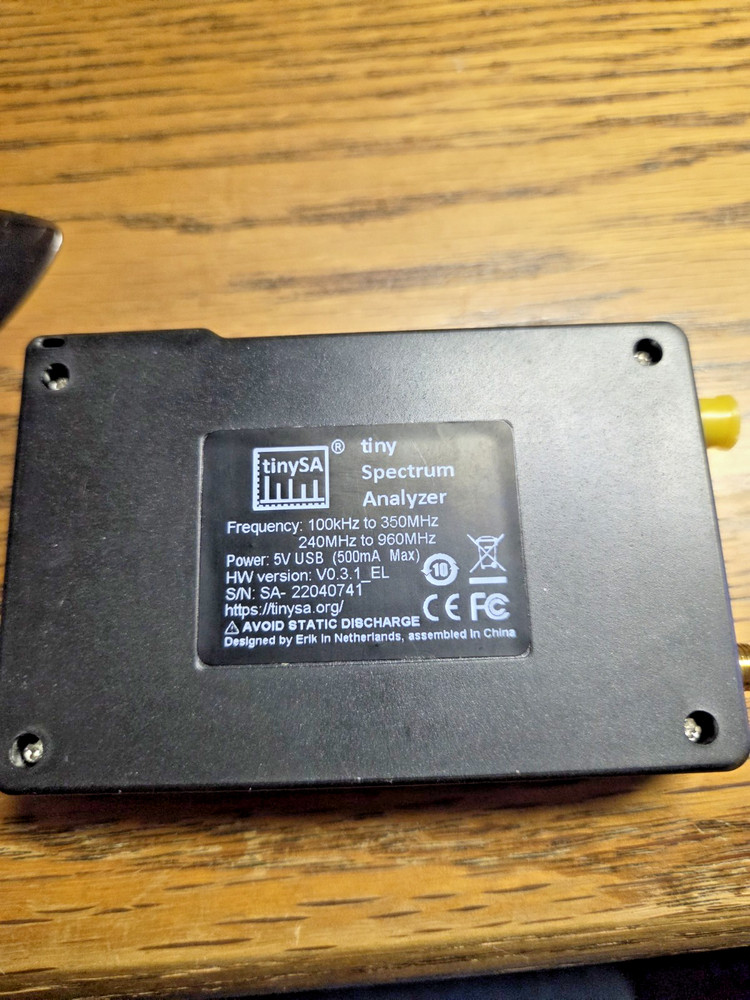Tiny Spectrum Analyzer TinySA 100kHz-960MHz Portable Frequency Analyzer in Box