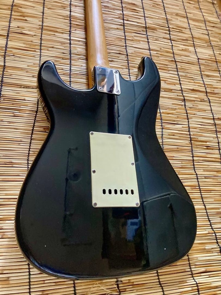 Modified LEGEND ST SSH Electric Guitar