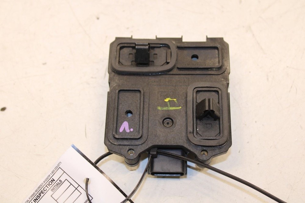 2020-2022 Ford Escape SEL Rear Left Blind Spot Detection Radar Sensor Module