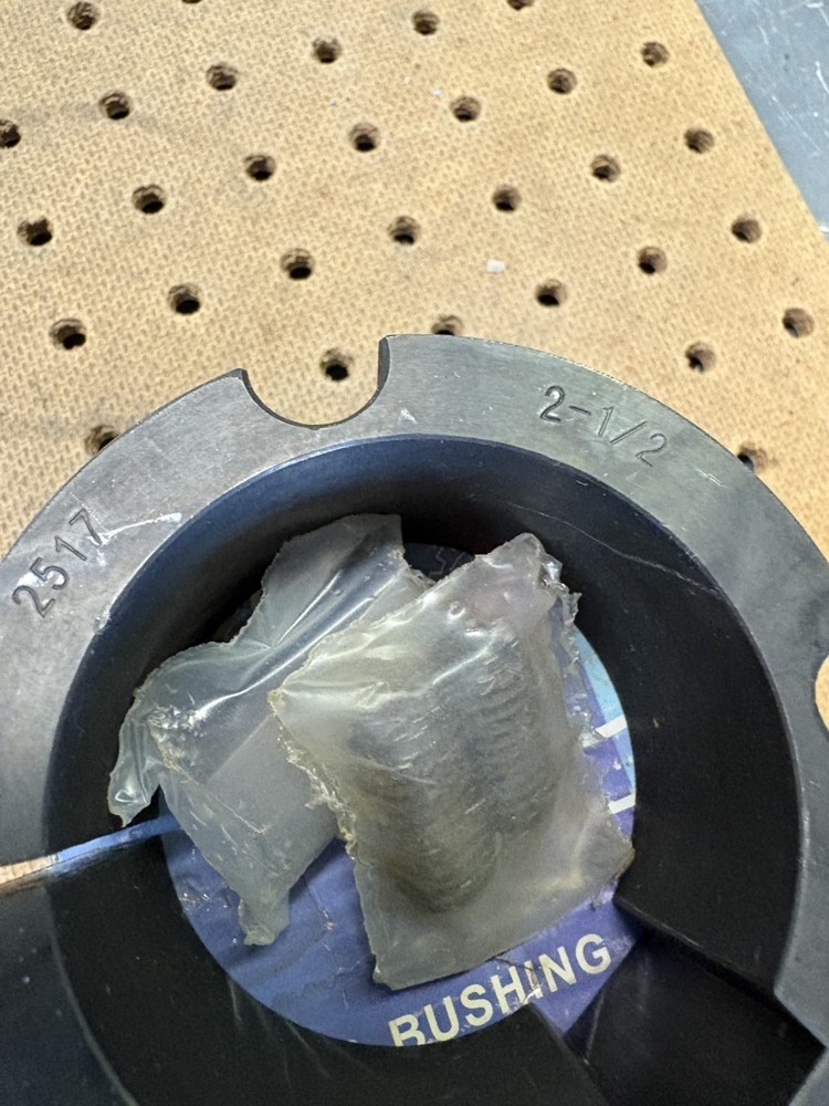 2517 2-1/2 Tapered Bushing