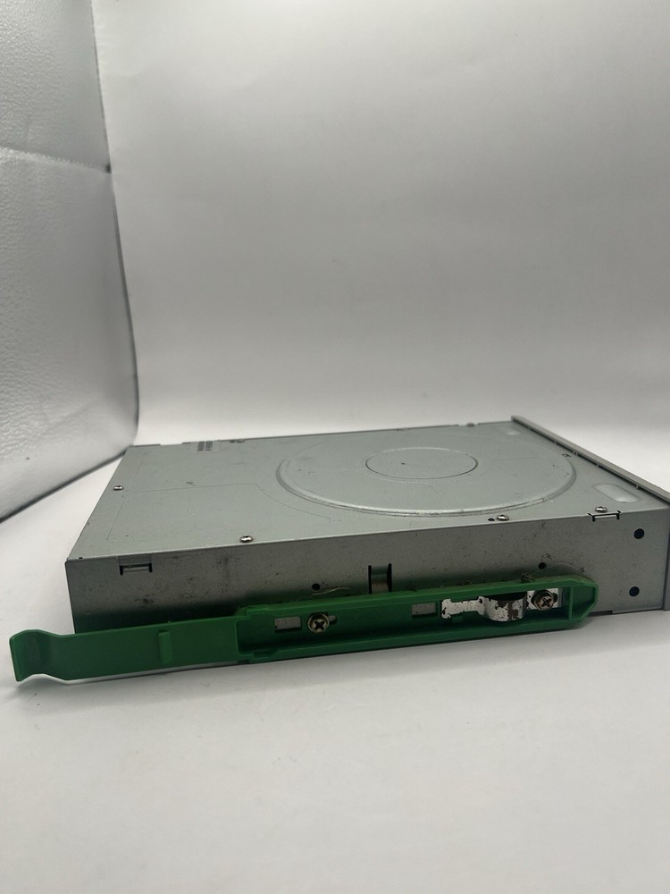 HP CD-Writer Plus 4X/4X/24X CD-RW ATAPI Internal Disk Drive MTCR-4804TE