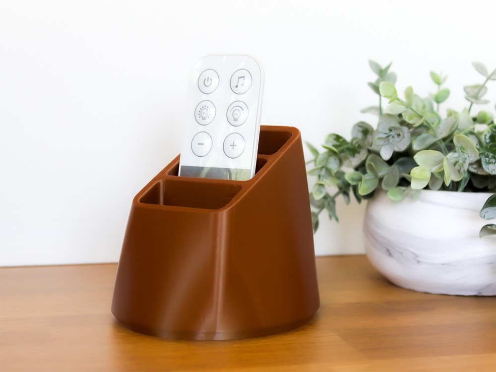 Remote Holder – Compact 3D Printed Organizer for Remotes