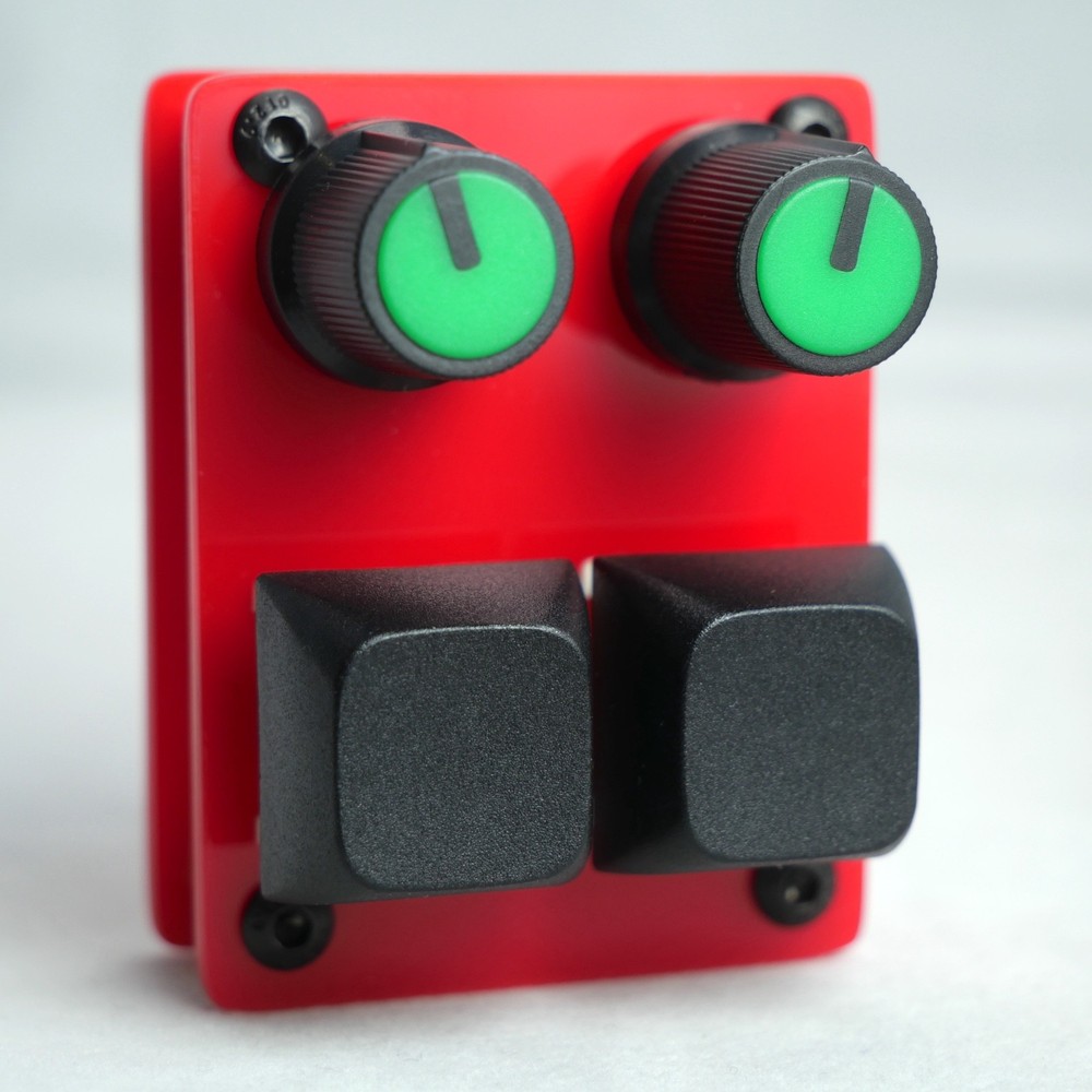 madMidiMini Compact Midi Controller with 2 Note Buttons 2 Potentiometers and LED