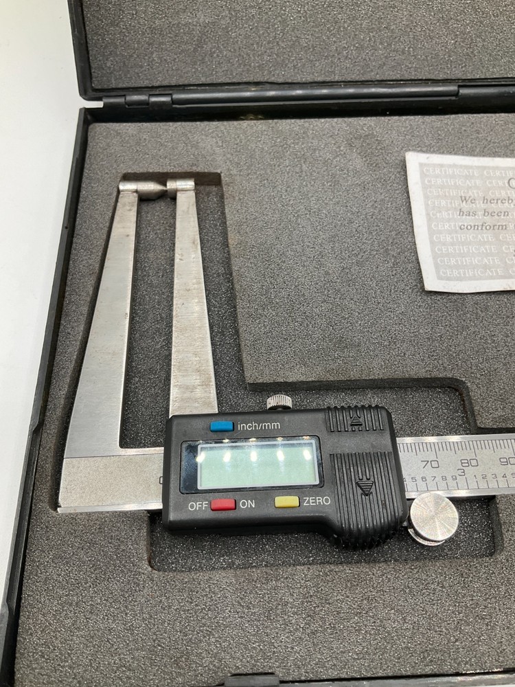 Matco Tools DRG04A 6" Digital Disc Brake Rotor Gauge Caliper with Case