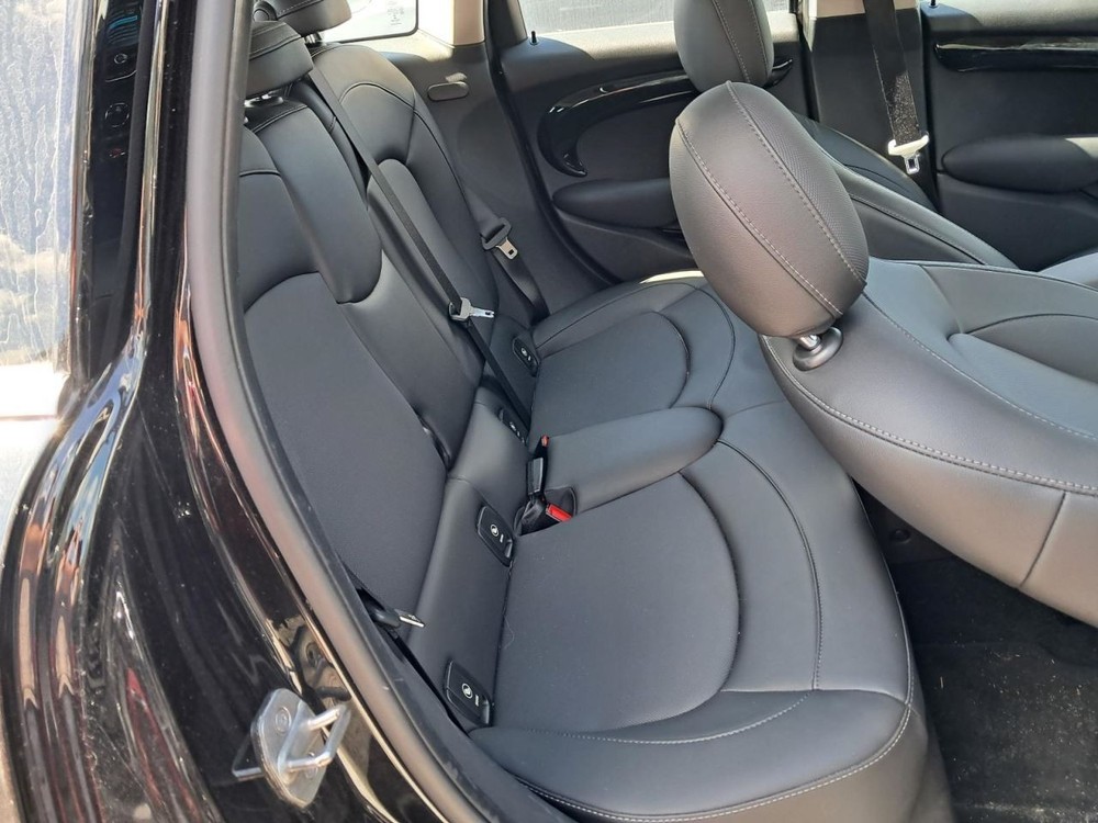 MINI 1 2019 Glove Box 4772682
