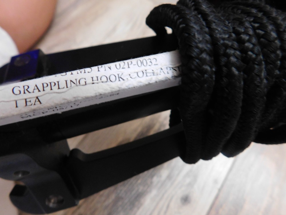 TR GEAR BLACK COLLAPSIBLE GRAPPLING HOOK