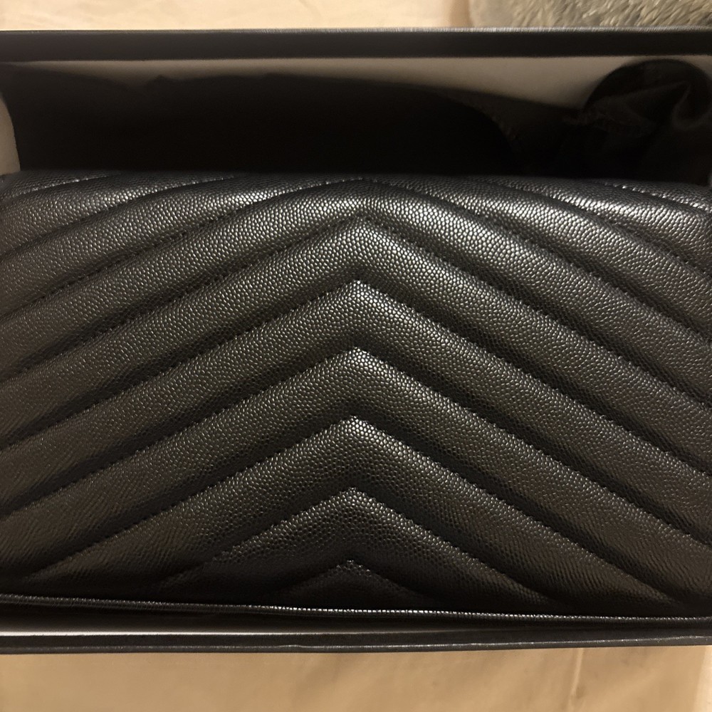 Yves Saint Laurent Handbag