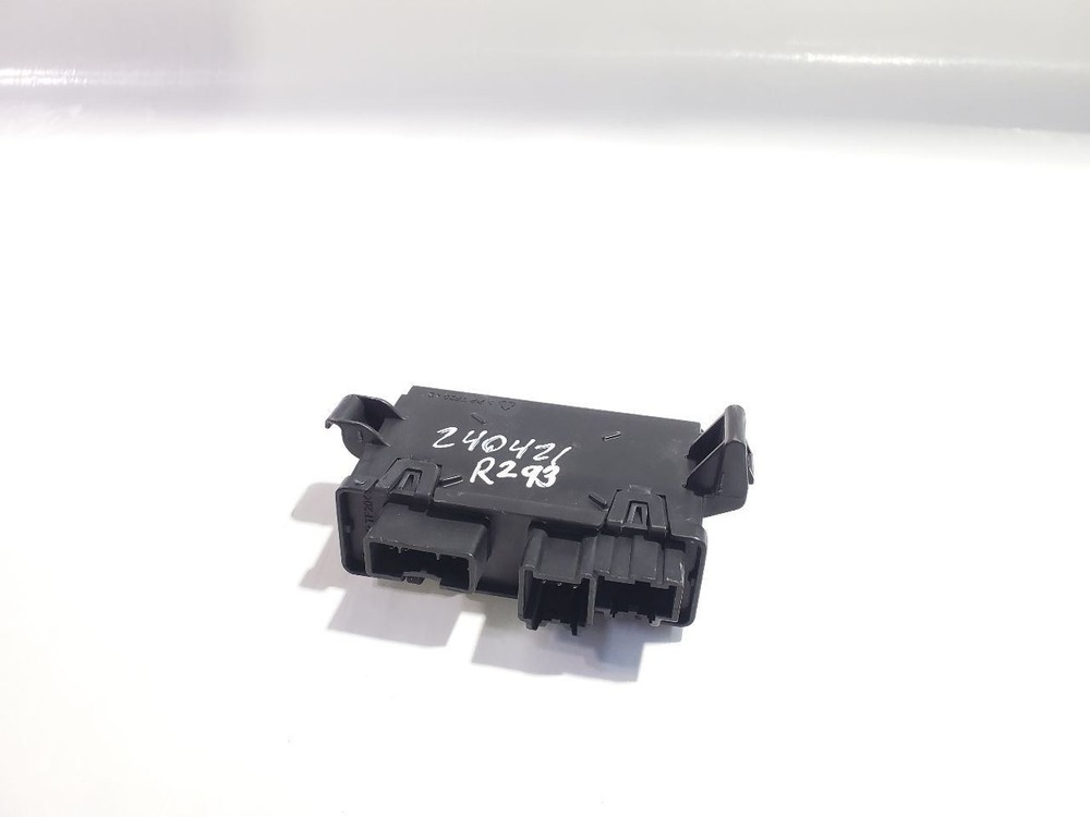 2017 Chevrolet Corvette OEM 23368752 Liftgate Control Module