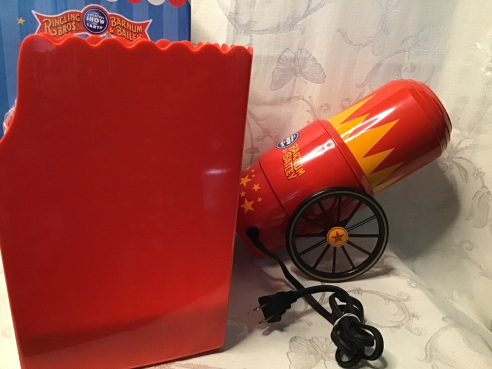 Ringling Bro’s And Barnum & Bailey Cannon Popcorn Maker