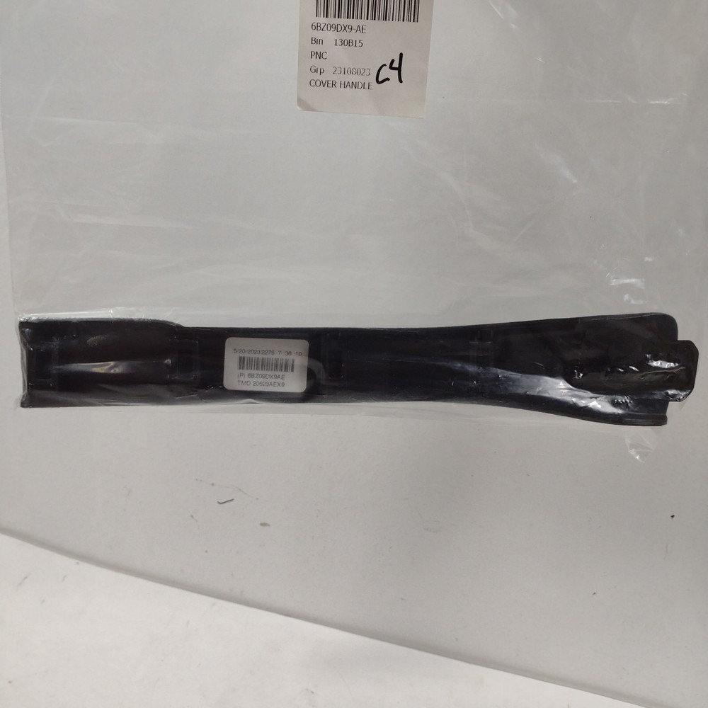 Genuine OEM Mopar 6BZ09DX9AE Liftgate Pull Handle Cap