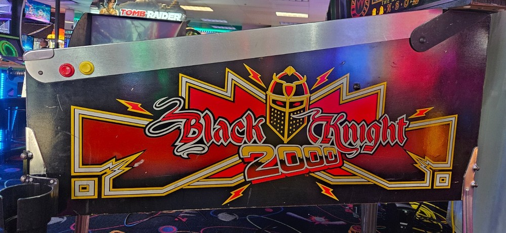 Black Knight 2000 Pinball by Williams - 2073