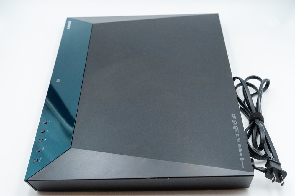 Sony 3D Blu-Ray Player BDV-E2100 HDMI USB Wi-FI