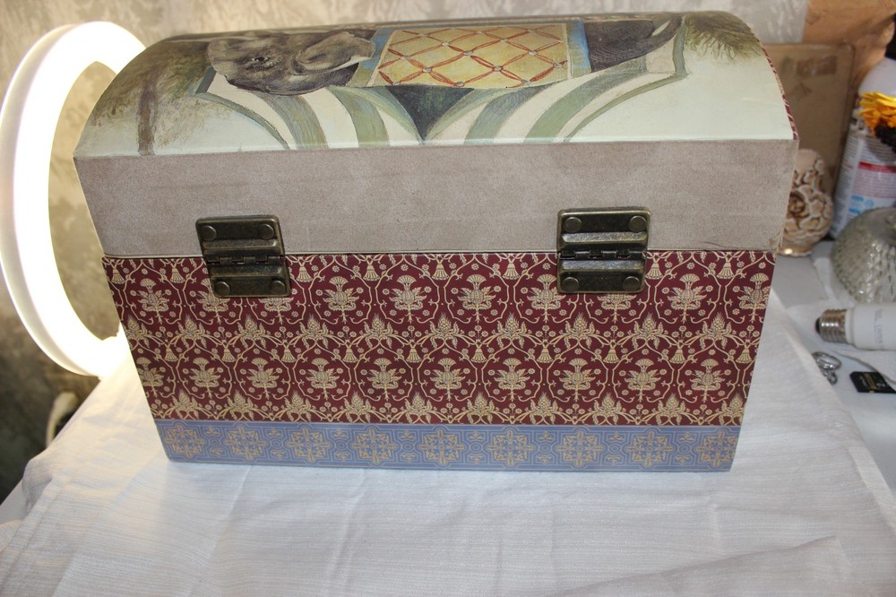 Elephant wooden llike Chest