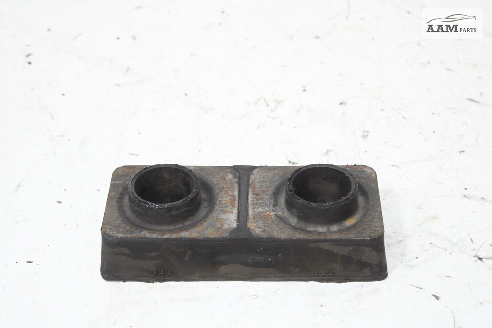 2018-2024 FREIGHTLINER CASCADIA ENGINE MOUNT ISOLATOR 01-33963-000 OEM