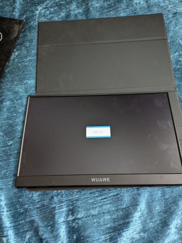 Portable Screen With Magnetic Cover