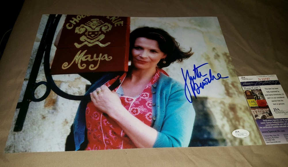 Juliette Binoche (Actress) Oscar Winner  Signed 11x14 #2. JSA CERTIFIED