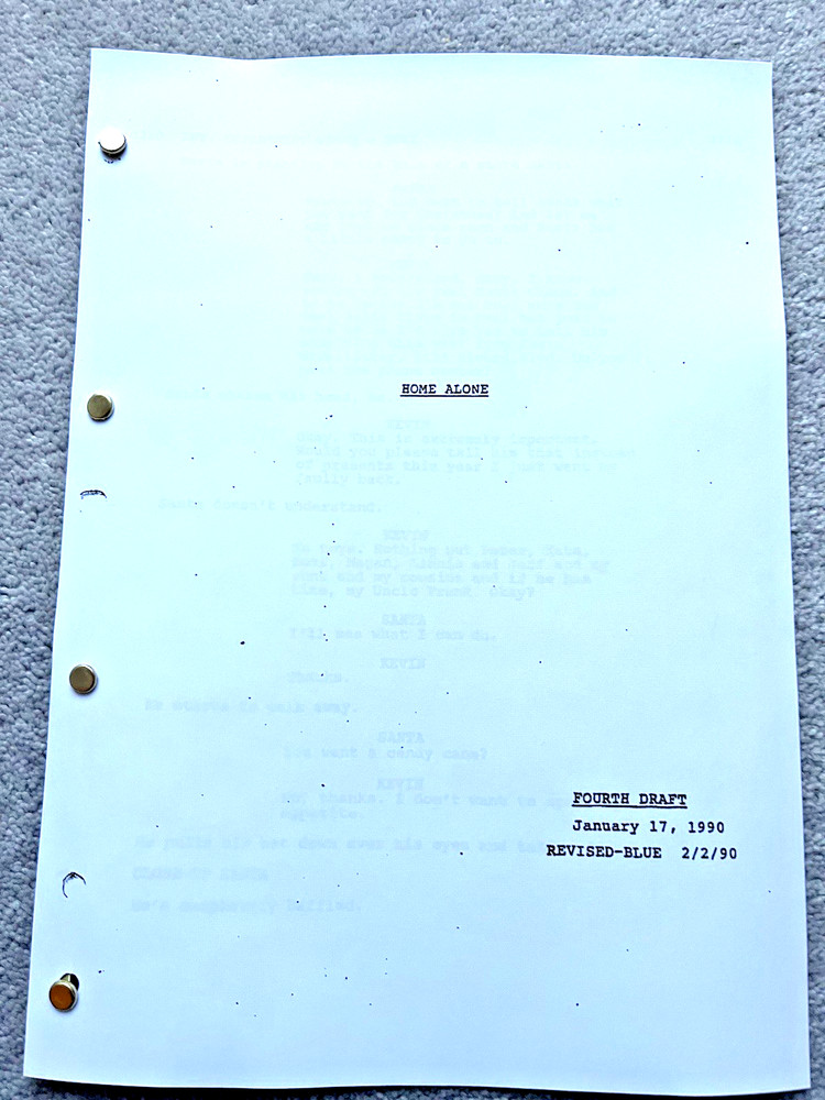 Home Alone film Screenplay / Script. Macaulay Culkin, Joe Pesci, John Candy.