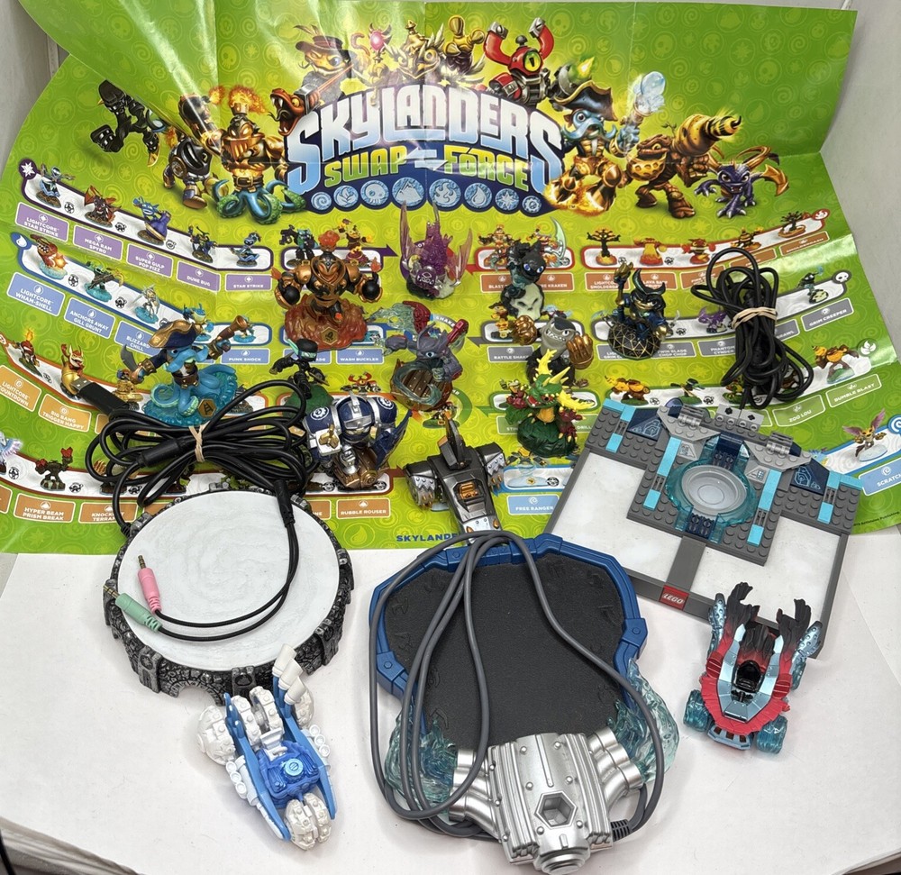 Skylander Action Figure LOT