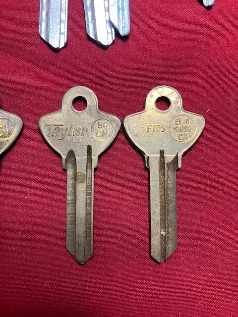 Lot Of 24 Assorted EL Keyblanks, For Elgin Locks