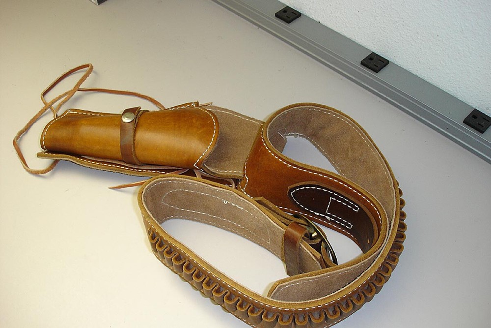 Full Leather Belt w Loops and Holster