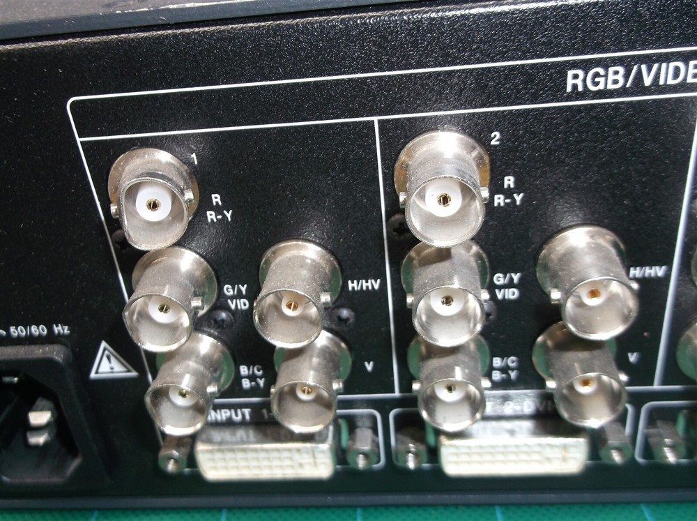 Extron MGP-462xi Multi-Graphic Processor loud fan bent connector missing button