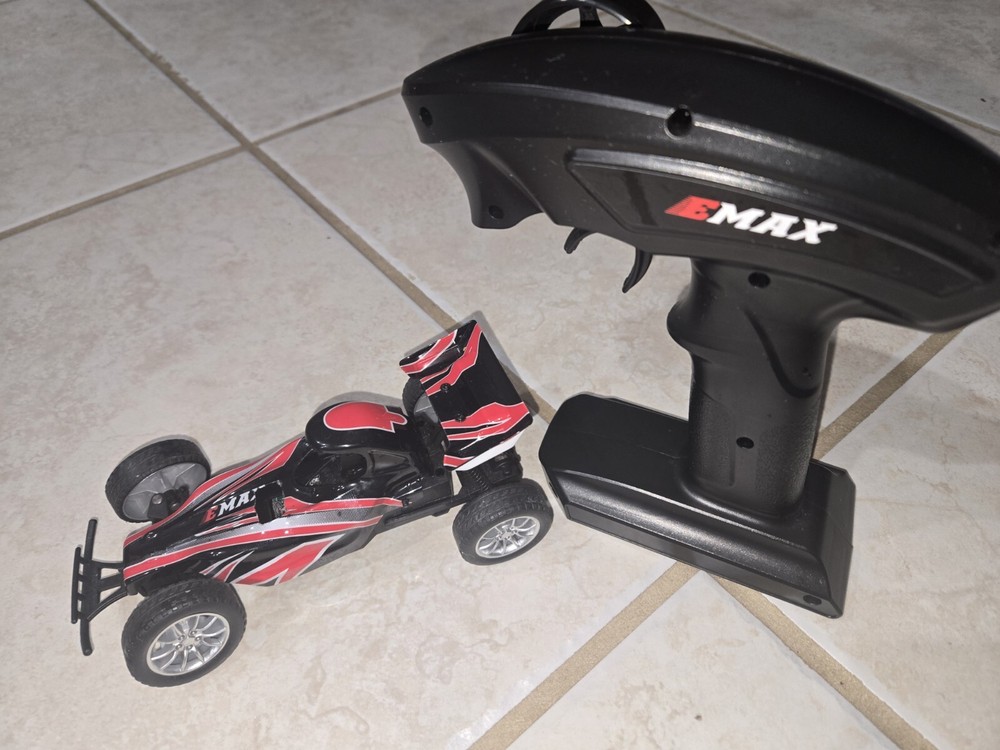 Emax Interceptor Fpv R/C Car.