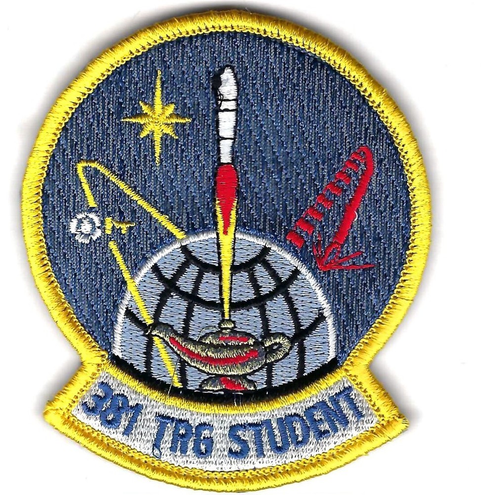 PATCH USAF 381ST TRAINING  GROUP STUDENT VANDENBERG AFB  JT12