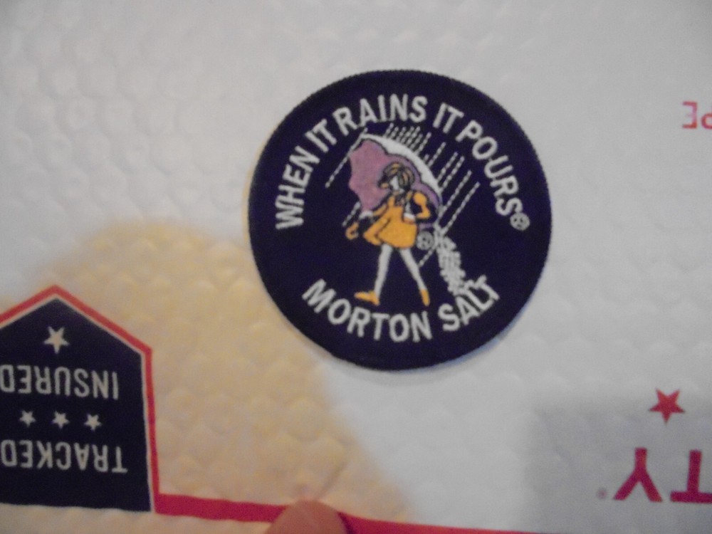 MORTON SALT WHEN IT RAINS IT POURS IRON ON BACK CLOTH PATCH 2 7/8"