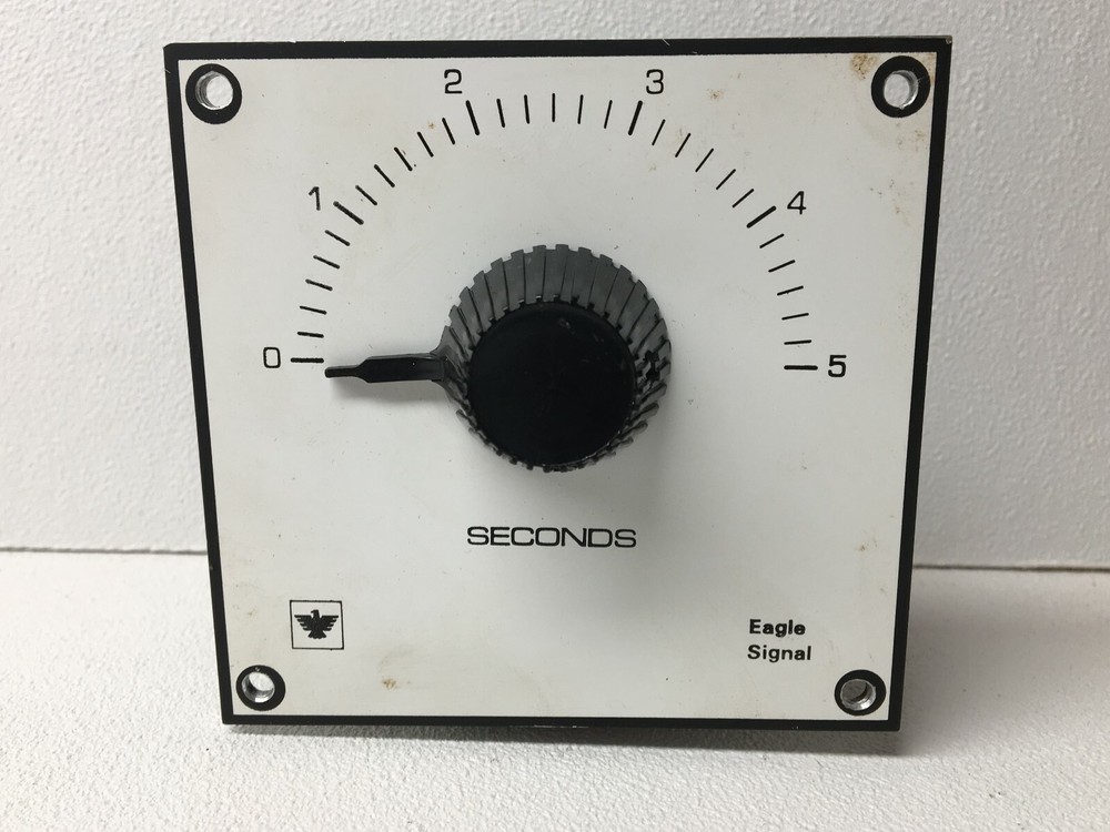 New! Eagle Signal BR31A609 Timer (#6882)