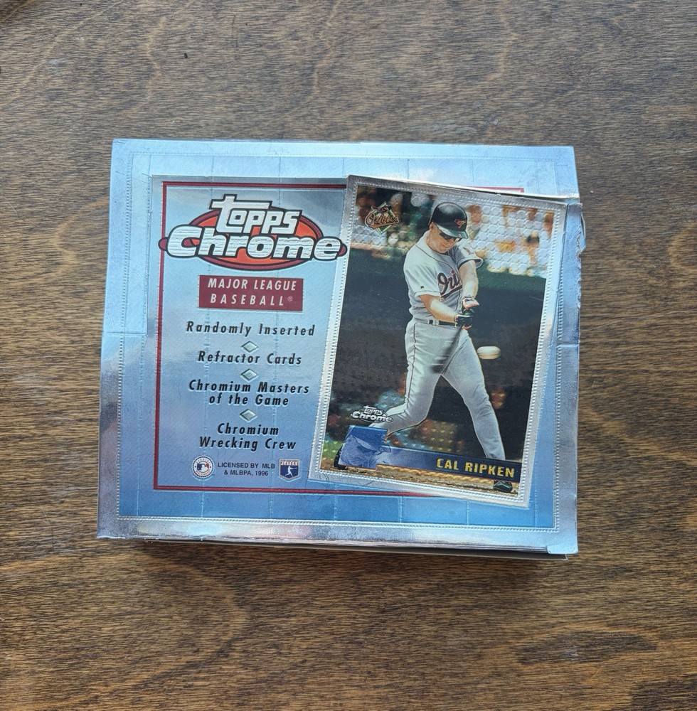 1996 Topps Chrome MLB Baseball Factory Sealed pack