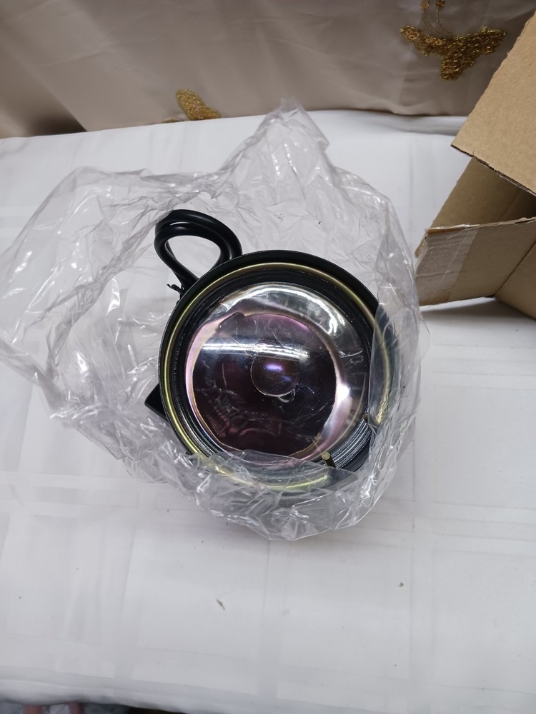 CE Pinbeam Light Fixture With Bulb