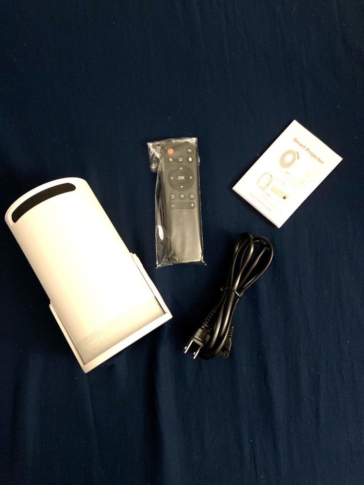 White Smart Ultra HD Compact Desktop Projector USB HDMI Remote Power Cable
