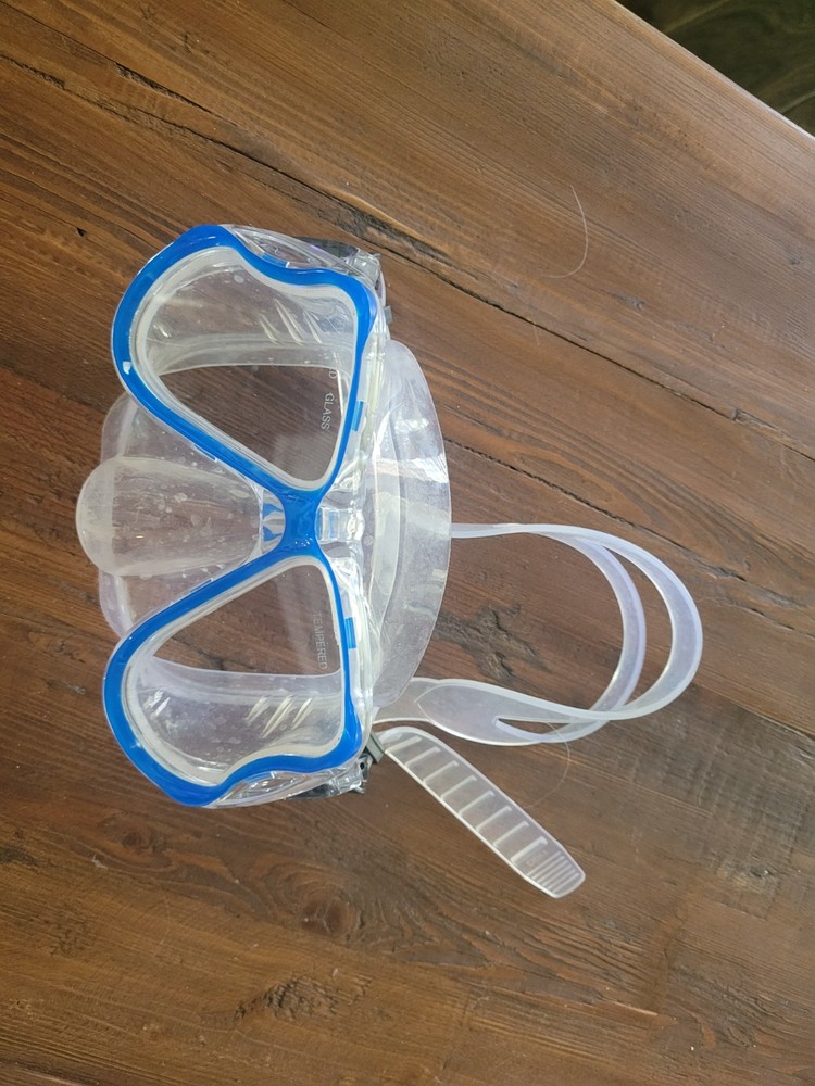 Diving mask tempered glass