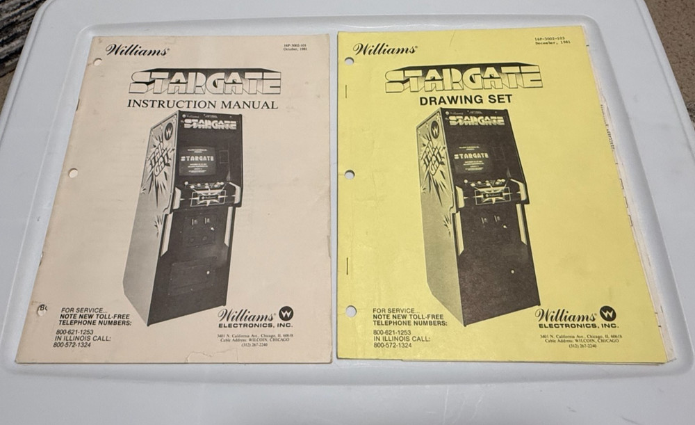 1981 WILLIAMS  STARGATE  VIDEO GAME DRAWING SET/INSTRUCTION  MANUALS