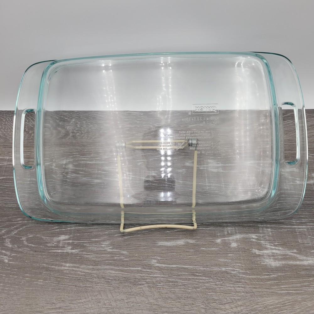 pyrex Baking Dish 9x13 C233 15 17
